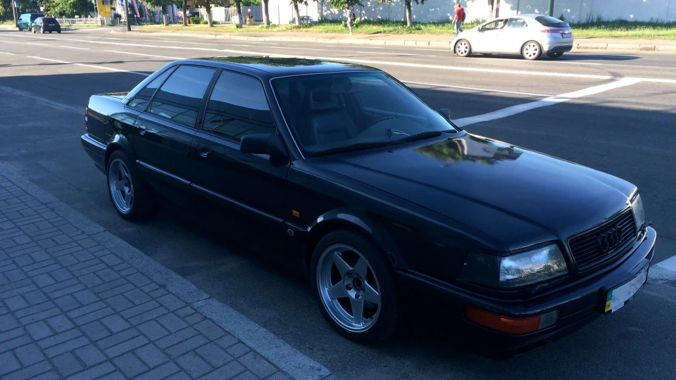 Audi V8 D11