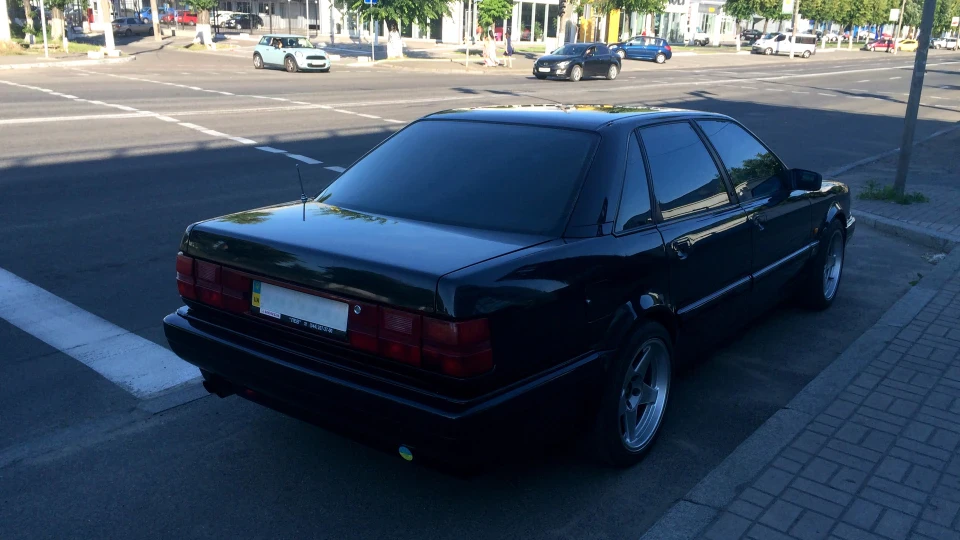 Audi V8 D11 2