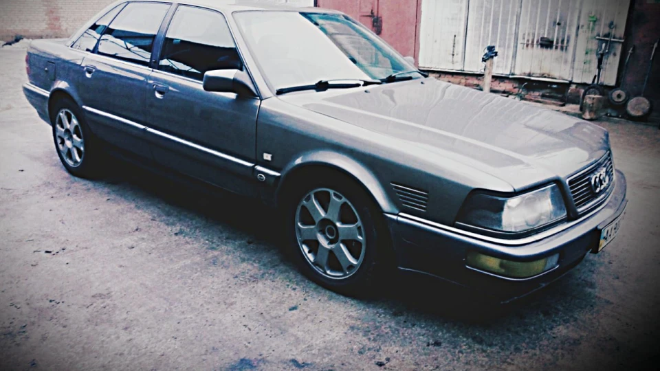 Audi V8 Turbo 2