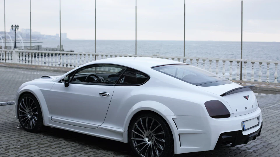 Bentley Continental GT ONYX 5