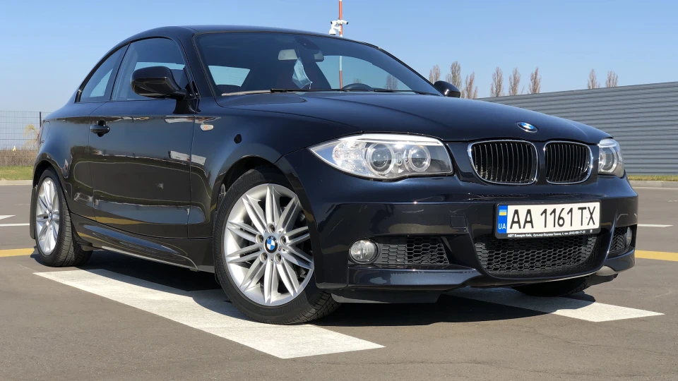 BMW 1 series Coupe 128i 6MT Slicktop 3