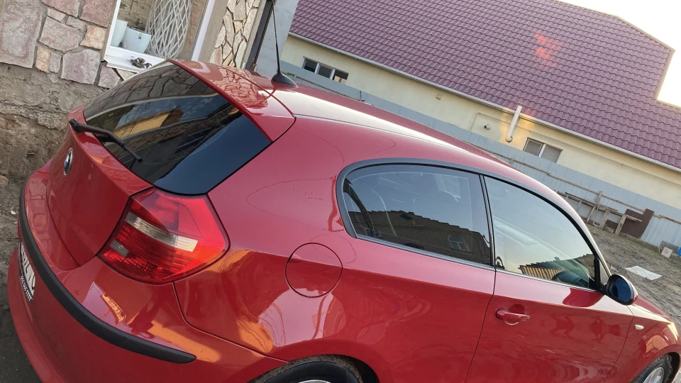 BMW 1 series 3