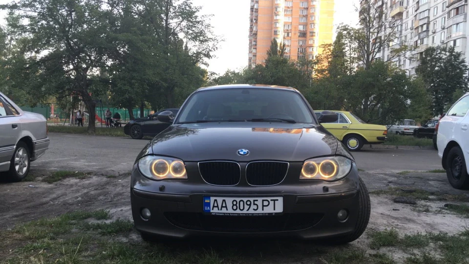 BMW 1 series 2