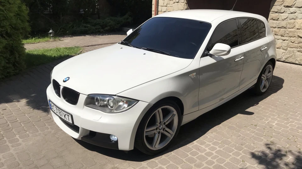 BMW 1 series 3