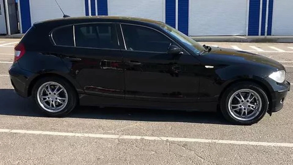 BMW 1 series 2