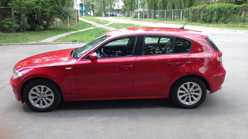 BMW 1 series 115 баварських живих 2