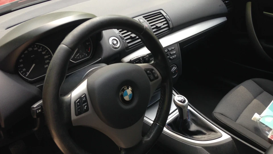 BMW 1 series 115 баварських живих 5