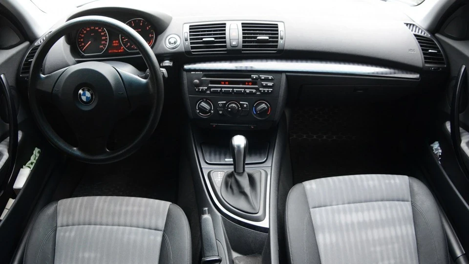BMW 1 series 118I спритний малюк 2