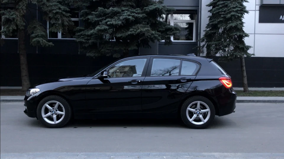 BMW 1 series Twin Power Turbo 3