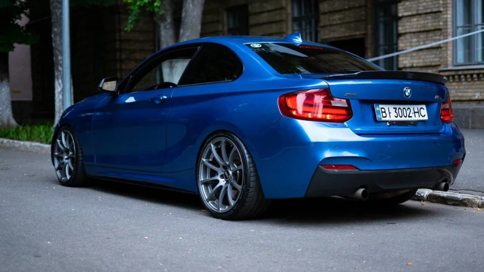 BMW 2 series 2