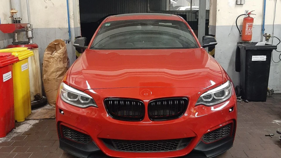 BMW 2 series M240I