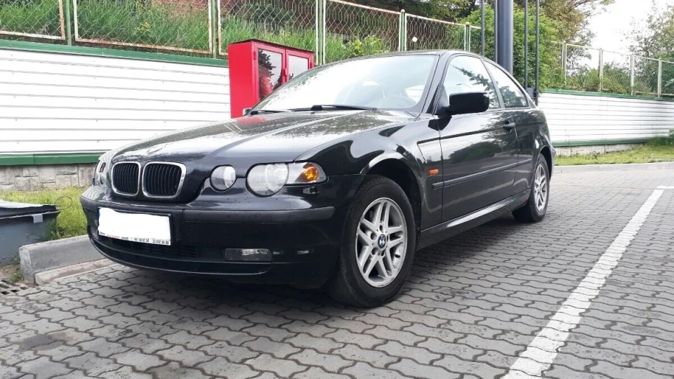 BMW 3 series Compact 2.0 турбо
