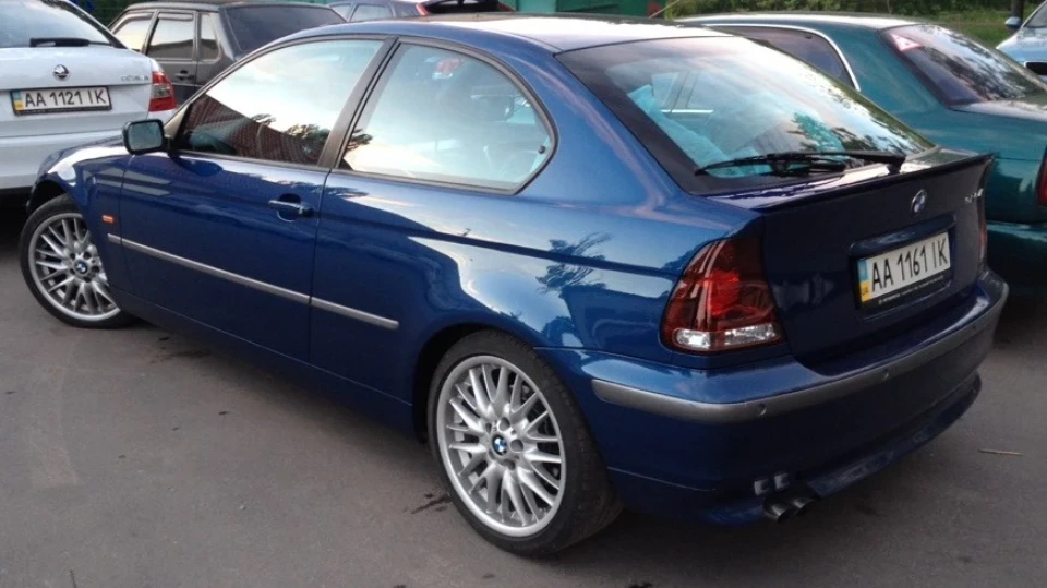 BMW 3 series Compact 325ti HotHatch:) 4