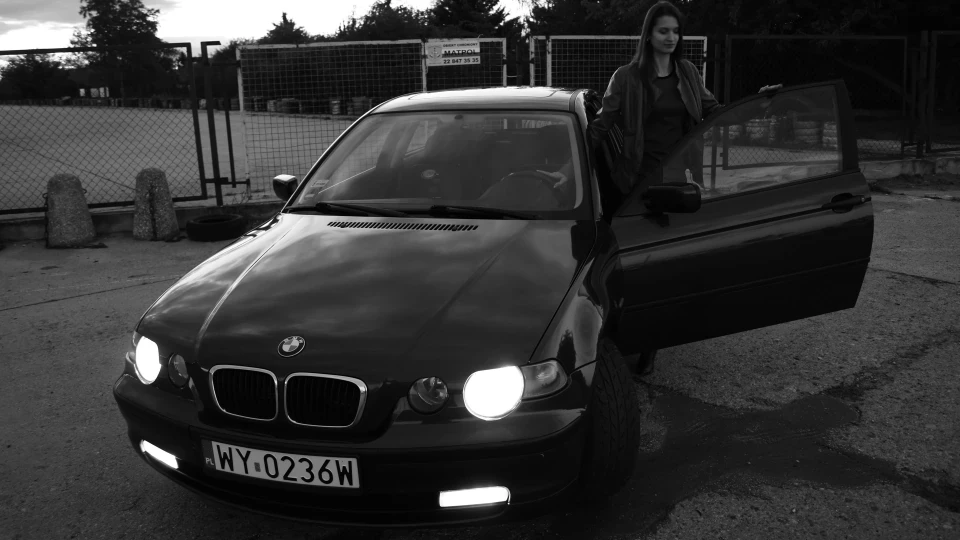 BMW 3 series Compact Баварська личинка 4