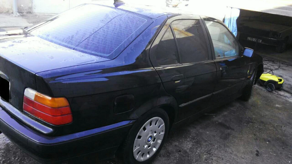 BMW 3 series Compact бумерок) 3