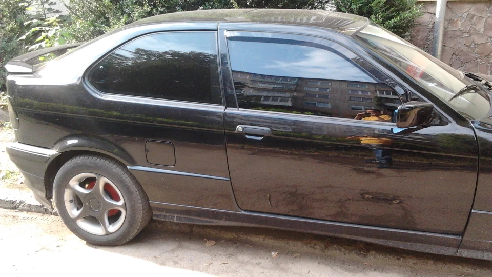 BMW 3 series Compact Bumik ♂ 2