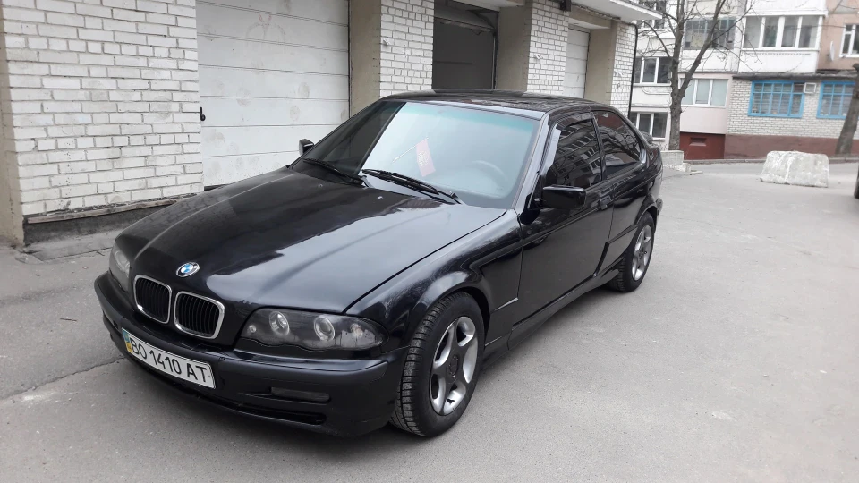 BMW 3 series Compact Bumik ♂ 4