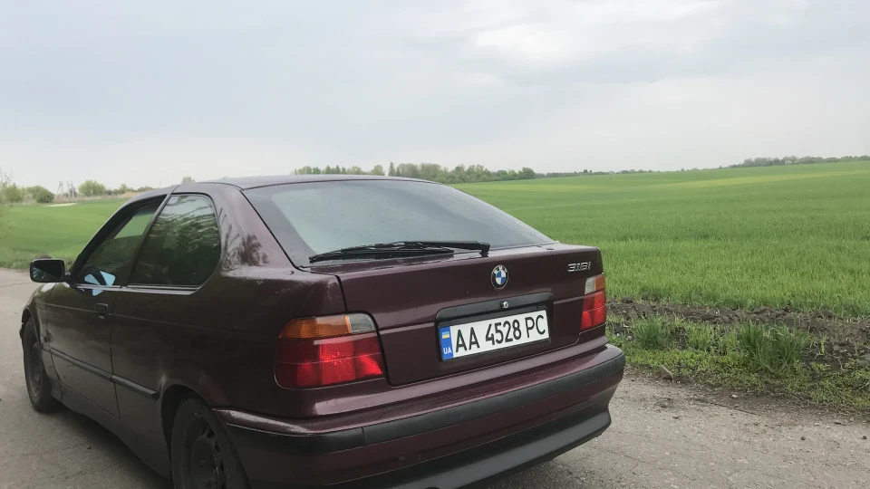 BMW 3 series Compact Ламбарготті Дружини) 5