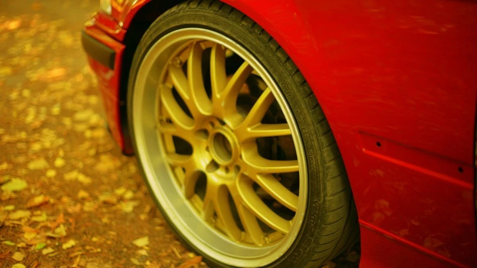 BMW 3 series Compact low & slow on BBS r19 3