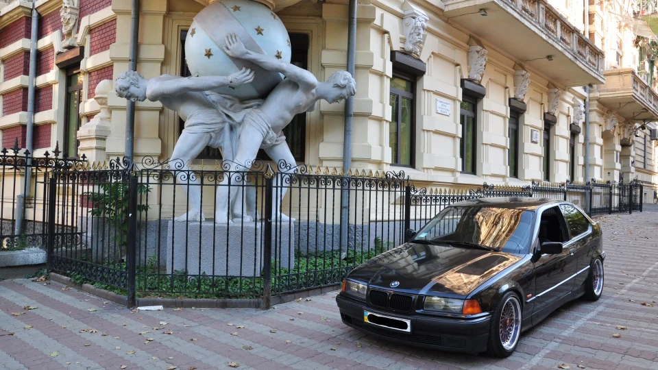BMW 3 series Compact Обріз-) 3