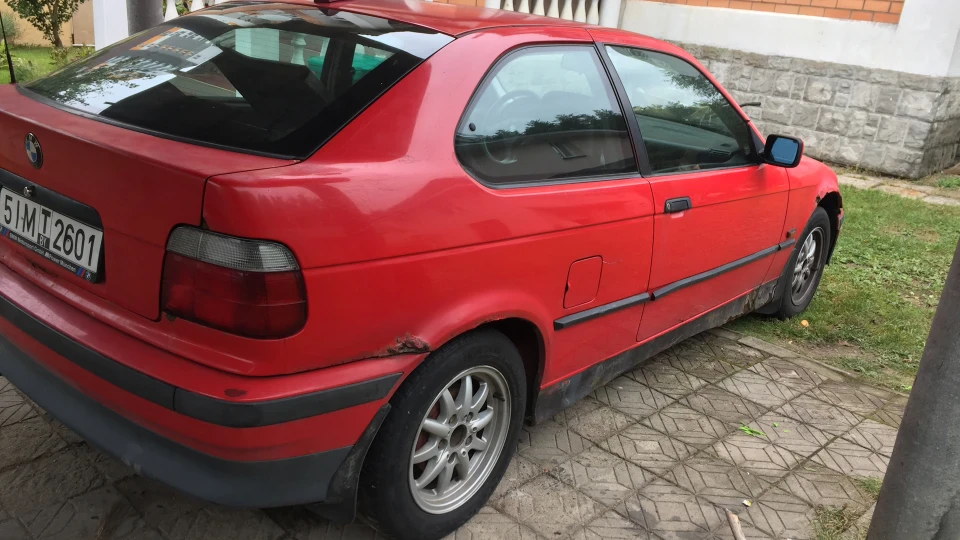 BMW 3 series Compact Жуля