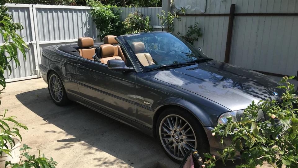 BMW 3 series Convertible 330ci 3