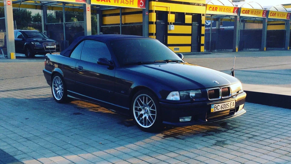 BMW 3 series Convertible MadeiraViolet 5