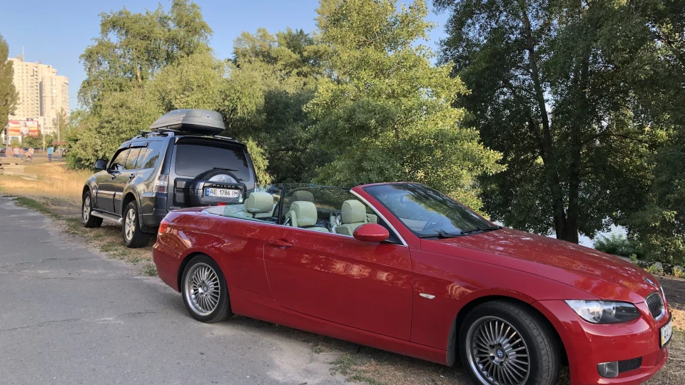 BMW 3 series Convertible ПТРК Стугна-П 4