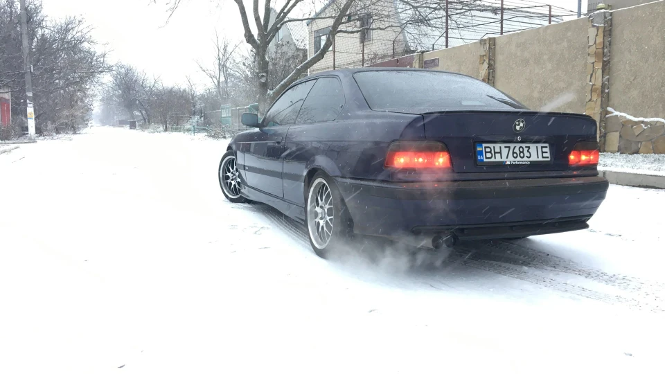 BMW 3 series Coupe 4