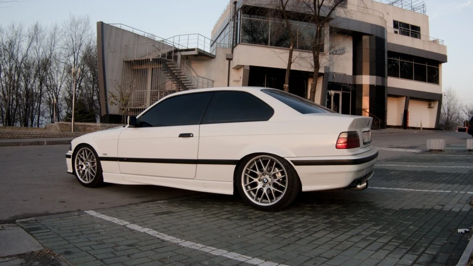 BMW 3 series Coupe 4