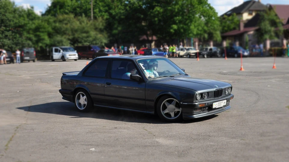 BMW 3 series Coupe 007 2