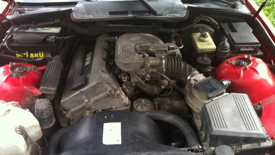 BMW 3 series Coupe 1.8 16 клапанів 5