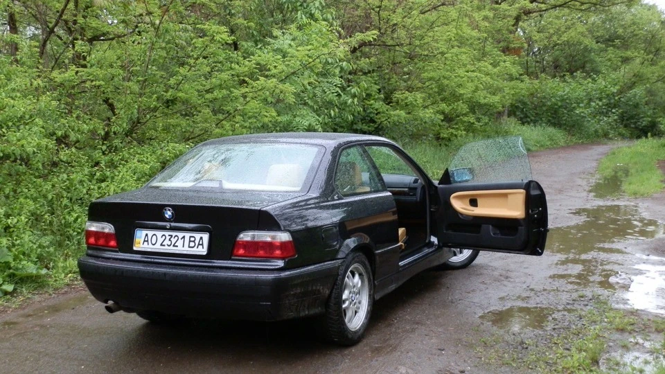BMW 3 series Coupe 1.8 iS Руда 1995 5