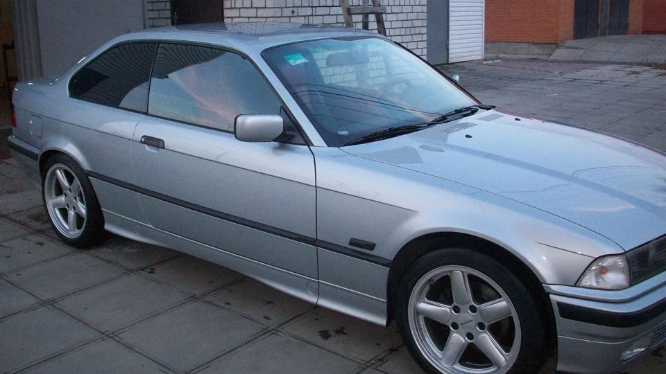 BMW 3 series Coupe 2.5 л, срібляста 4