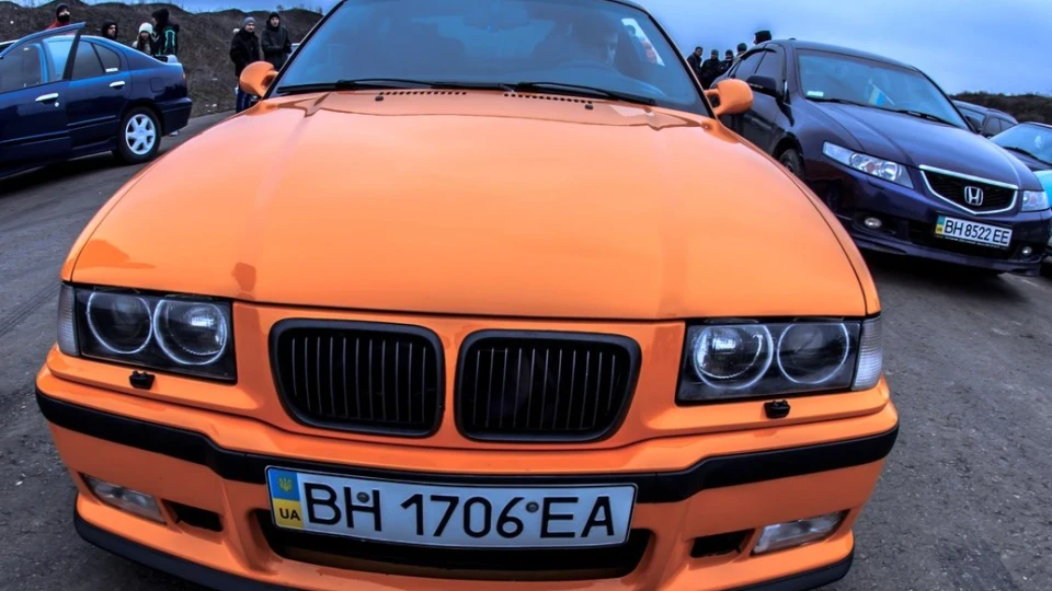 BMW 3 series Coupe 2.5 turbo. M Pomer ;) 5