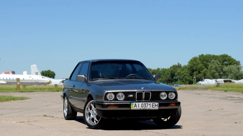 BMW 3 series Coupe 316i m40 1989 4