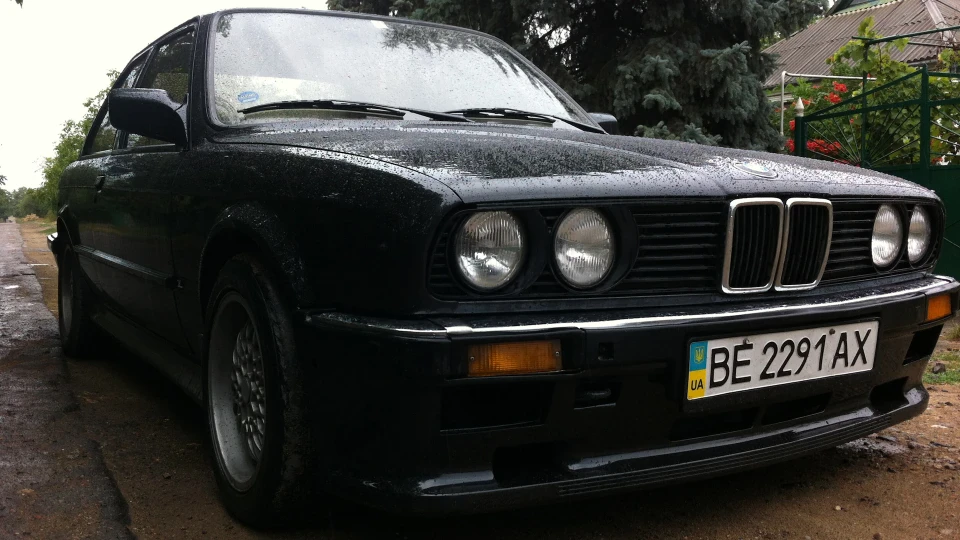 BMW 3 series Coupe 318i 3