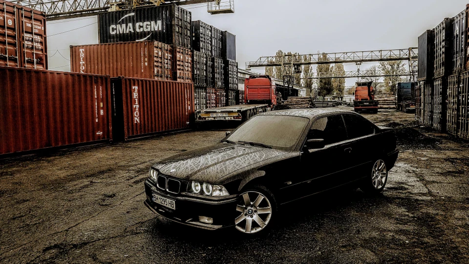 BMW 3 series Coupe 318IS 140лс 2
