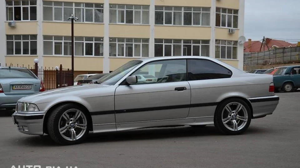 BMW 3 series Coupe 320I 5