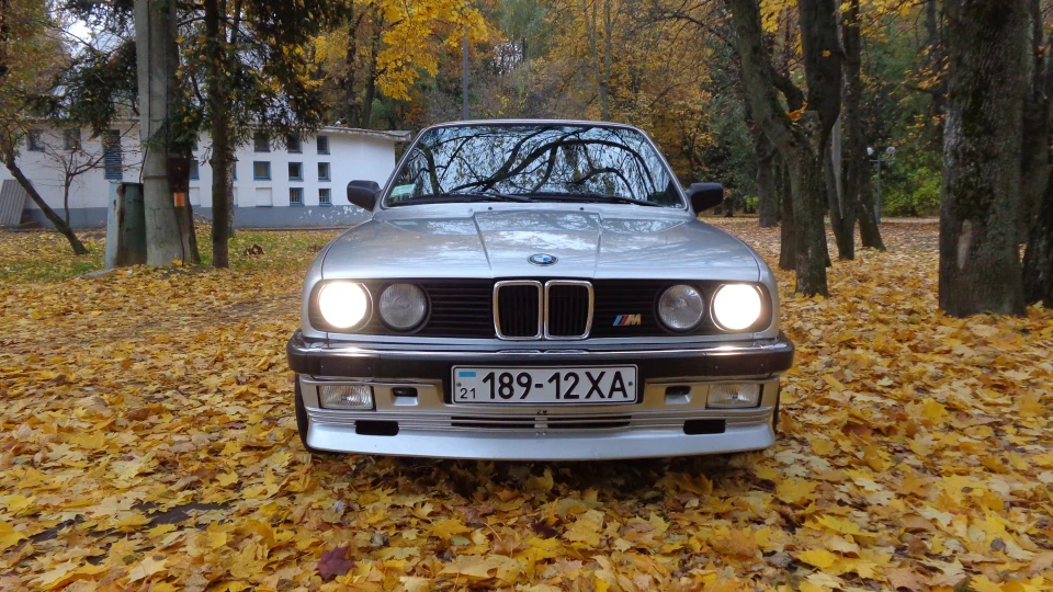 BMW 3 series Coupe 323i Zender 2