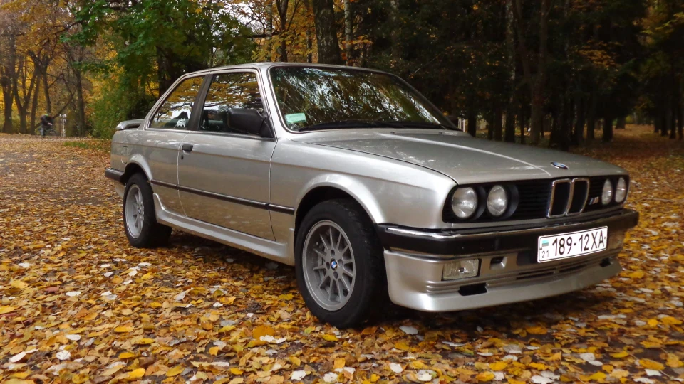BMW 3 series Coupe 323i Zender 4