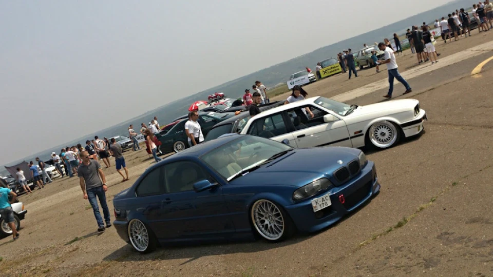 BMW 3 series Coupe 325 Бешечка на пневмі!=) 4
