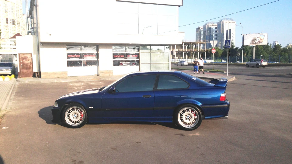 BMW 3 series Coupe 328i Clubsport 4