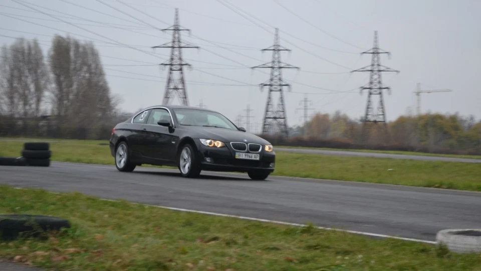 BMW 3 series Coupe 330d DieselFürer 2