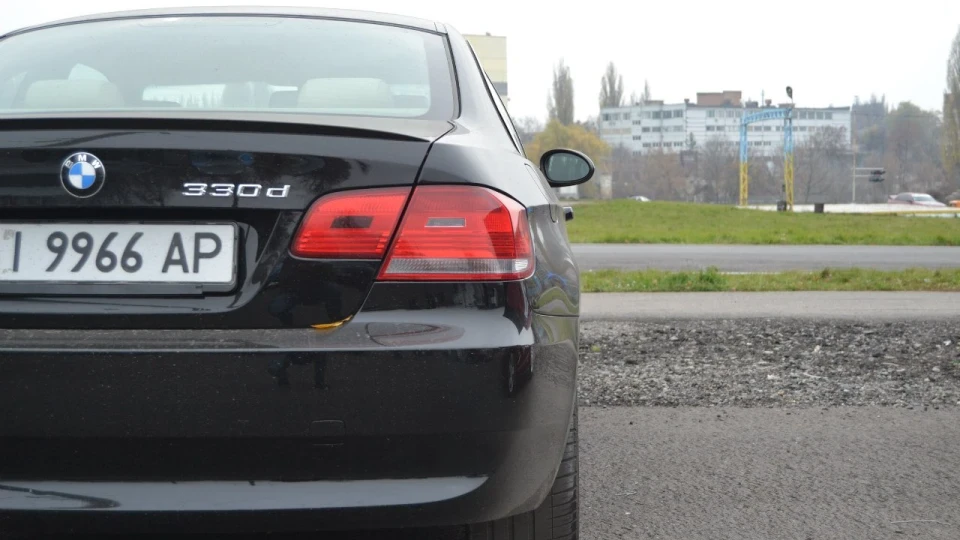 BMW 3 series Coupe 330d DieselFürer 3