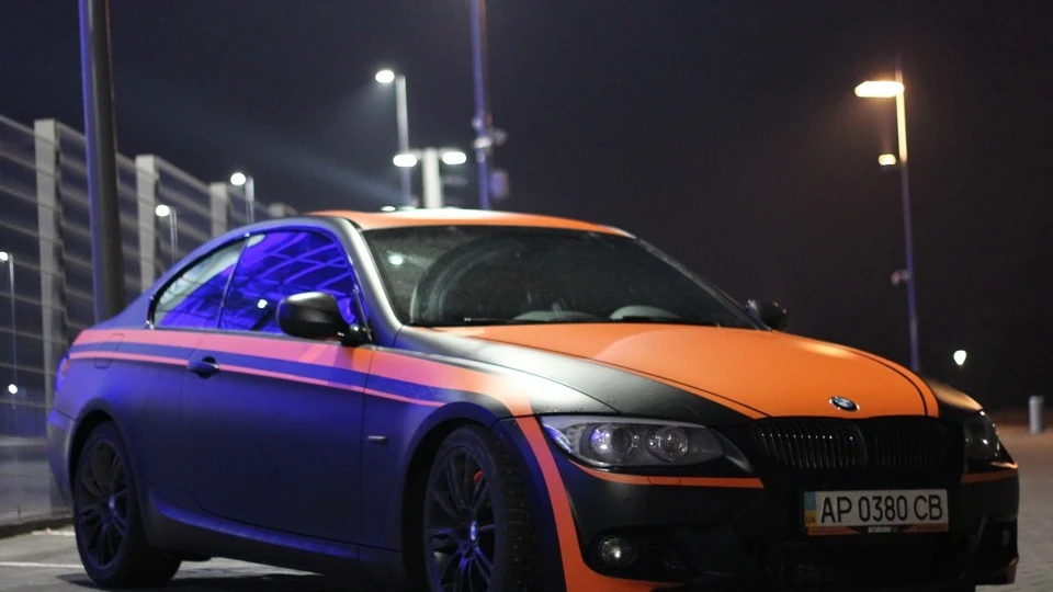 BMW 3 series Coupe 335 xi FC Shakhtar 4