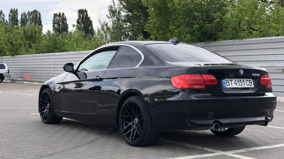 BMW 3 series Coupe 335i МКПП 5