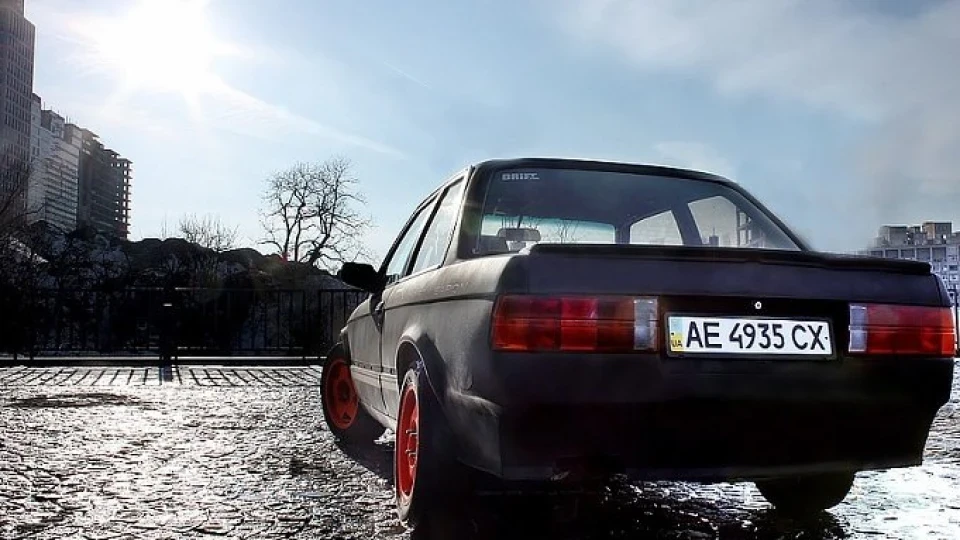BMW 3 series Coupe 335i Монстрік 5