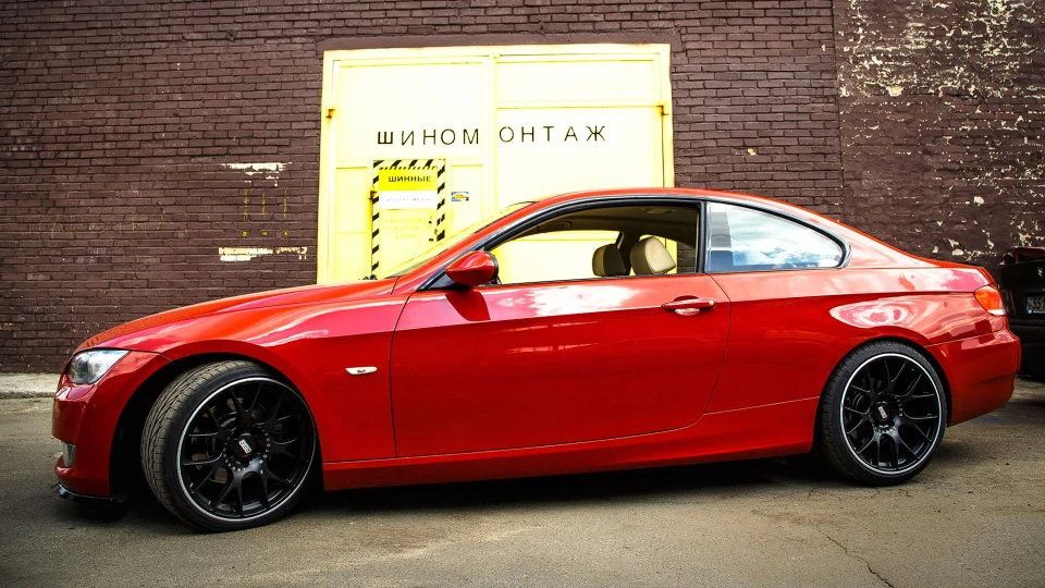 BMW 3 series Coupe 9ine2red 3
