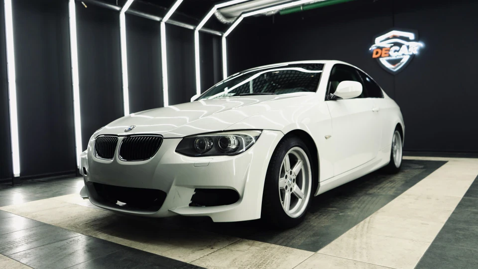 BMW 3 series Coupe Alpinweiss 4